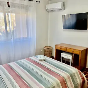 Alvidy Quarto em Acomodações Particulares Queluz