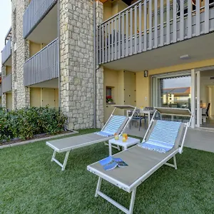  Apartment New Italien