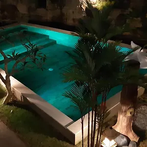 Devata Giri , Uluwatu (Bali) Indonesia