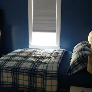Quarto em Acomodações Particulares Hova House, Elizabeth